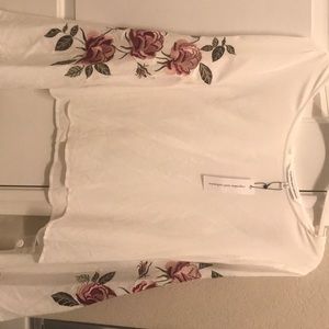 Cupcakes and Cashmere long sleeve crop top
